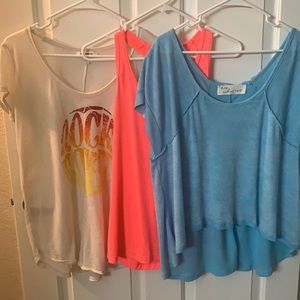 3 tops 4 $18 3 small tops in good cond by WILLIAM RAST, VINTAGE HAVANA, & HIND